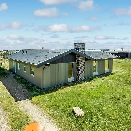 Stunning In Hvide Sande With Sauna *